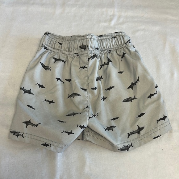 OshKosh B'gosh BWOT Shark Print Toddler swim Shorts/trunks - Picture 3 of 3
